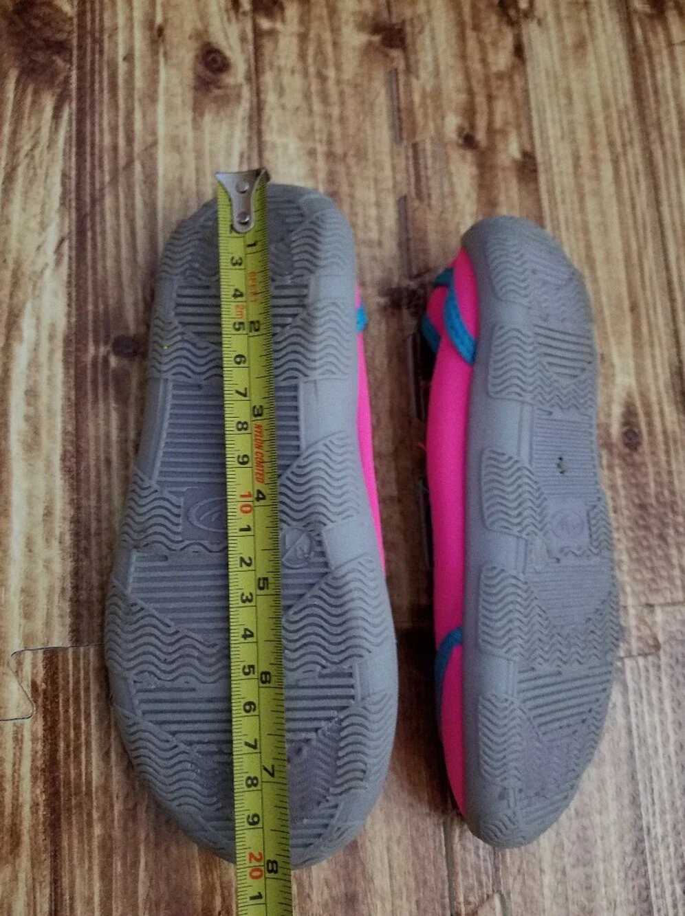 Athletic Works Pink & Teal Girls Swim Shoes - Size 13/1 Water Shoes